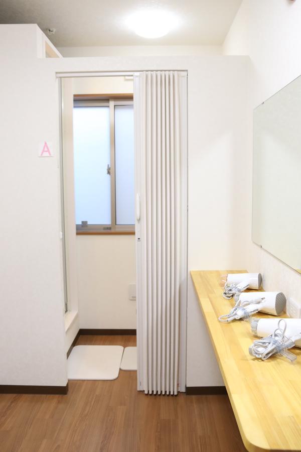 Tokiyo Hostel Toyonaka Buitenkant foto