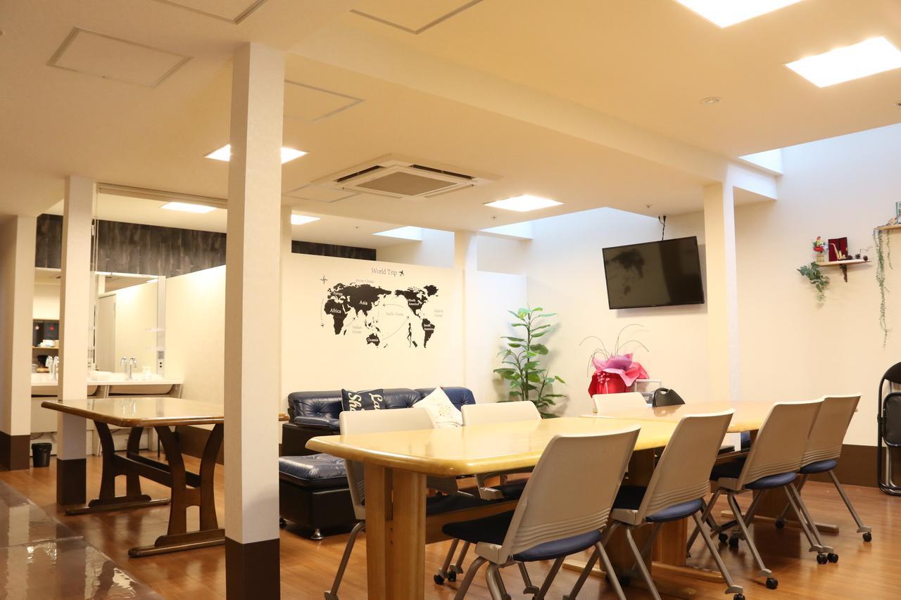 Tokiyo Hostel Toyonaka Buitenkant foto
